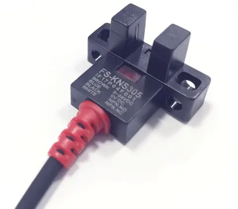 FS-KNS Slot Photoelectric Sensor (Plug-in Type) - product photo