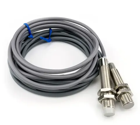 M12/M18/M30 Metal-Housing Capacitive Proximity Sensors (Cable Type) - product photo